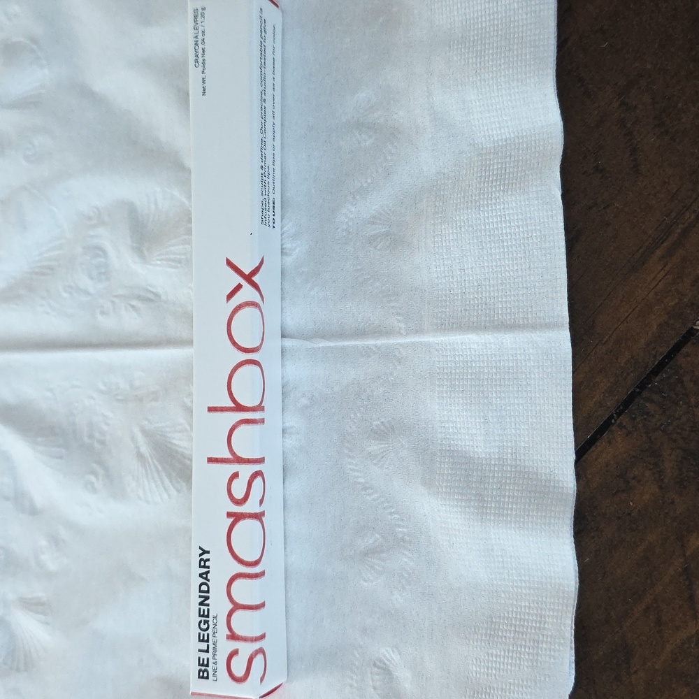 SMASHBOX True Red Be Legendary Line & Prime Pencil